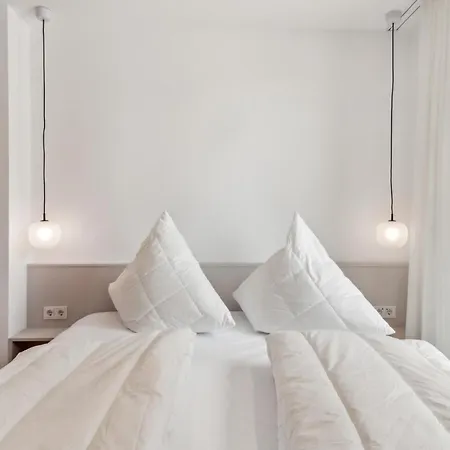 Apartment 2 Bedroom Beautiful In Tossens Stick