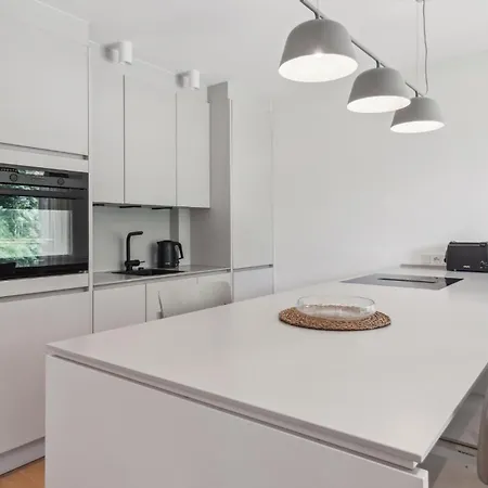 Apartment 2 Bedroom Beautiful In Tossens Stick