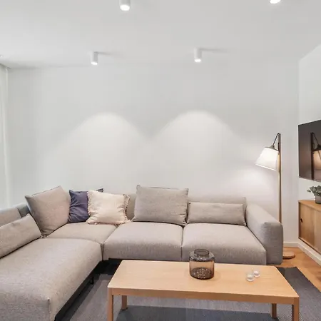 2 Bedroom Beautiful In Tossens Apartment